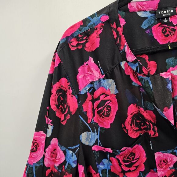 Torrid Top Black Size 4 4x Rose Floral Roll Sleeves Lightweight Plus Size Harper - Picture 6 of 8